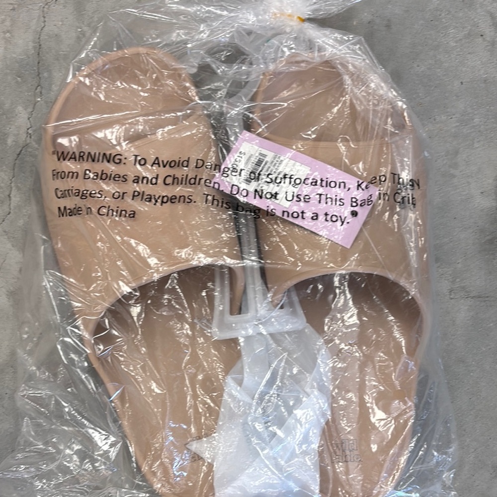 Women's Tan Slide Sandals